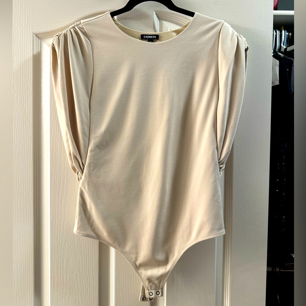 Express Top Size L Bodysuit